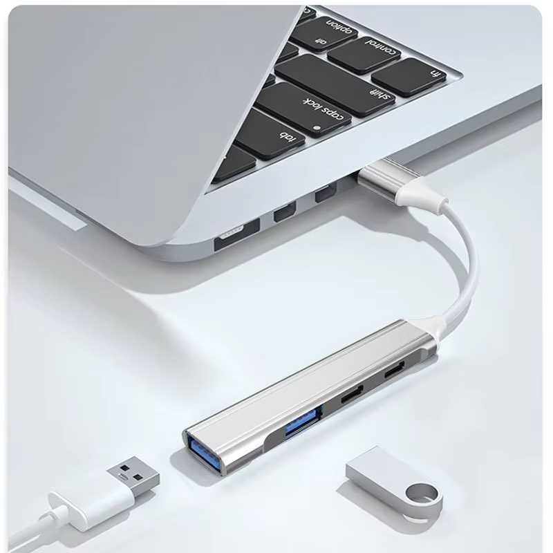 Laptop Accessories Hub - 4 en 1 multidivisor de aluminio